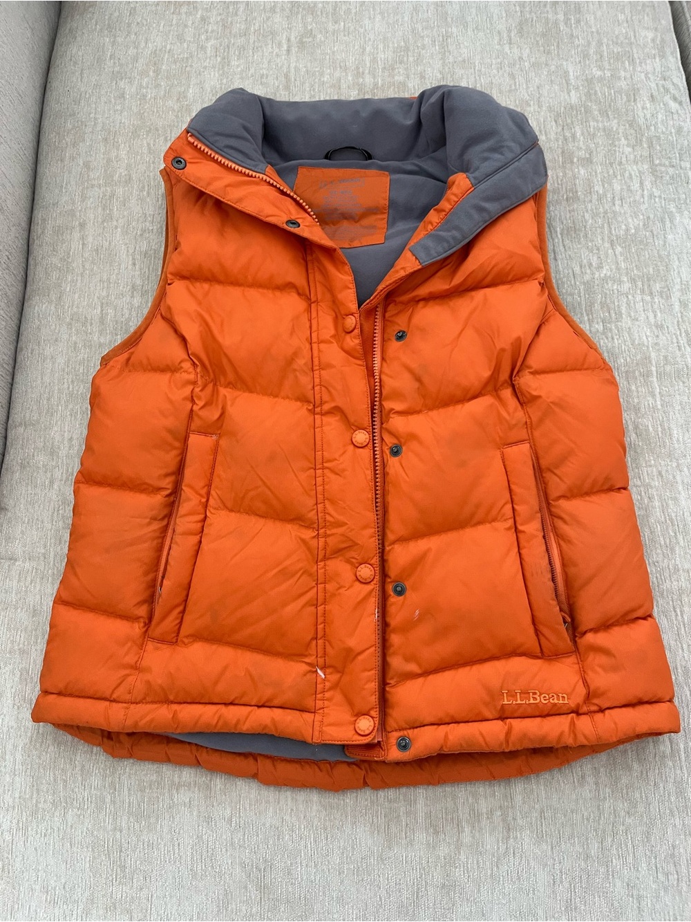 LL Bean Goose Down Puffer Vest. - Picture 1 of 14